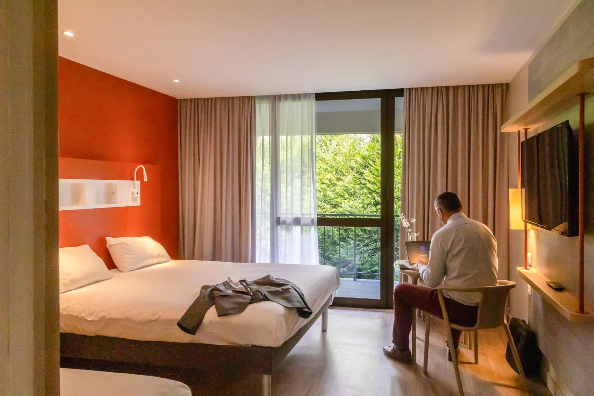 Triple Room a Double Bed a Single Bed